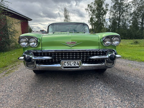Cadillac De Ville