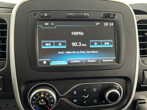 Nissan NV300