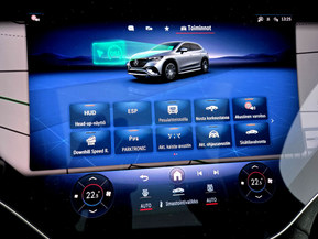 Mercedes-Benz EQE SUV