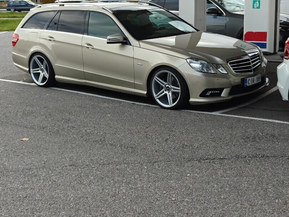 Mercedes-Benz E