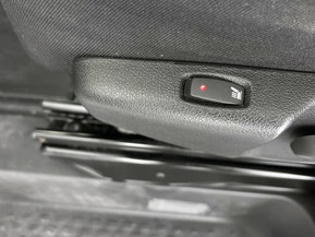 Nissan NV300