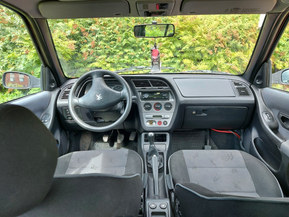 Peugeot 306