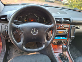 Mercedes-Benz C