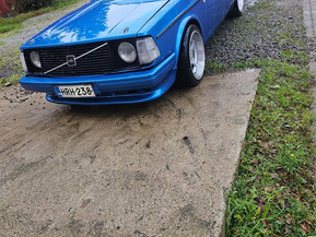 Volvo 244