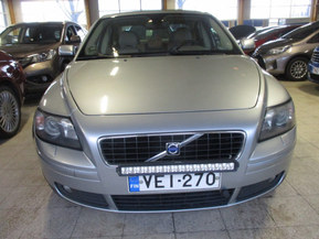 Volvo S40