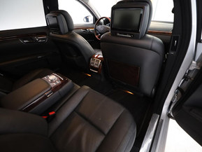 Mercedes-Benz S