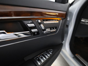 Mercedes-Benz S