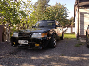 Saab 900