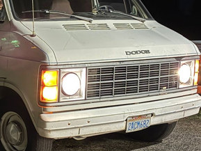 Dodge B200