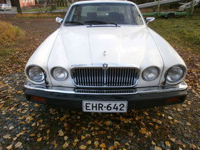 Jaguar XJ6
