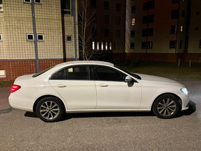 Mercedes-Benz E