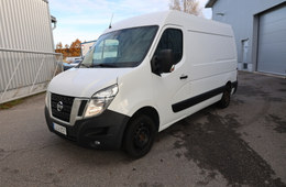Nissan NV400