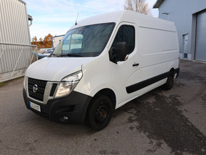 Nissan NV400