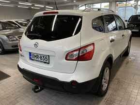 Nissan Qashqai+2