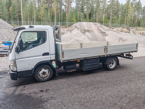 Mitsubishi Fuso Canter