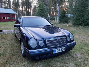 Mercedes-Benz E