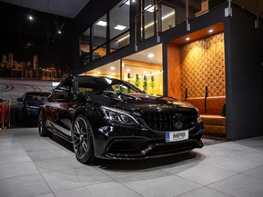 Mercedes-Benz C 63 AMG