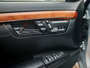 Mercedes-Benz S