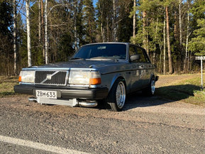 Volvo 240