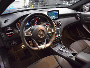 Mercedes-Benz A 45 AMG