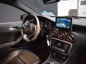 Mercedes-Benz A 45 AMG