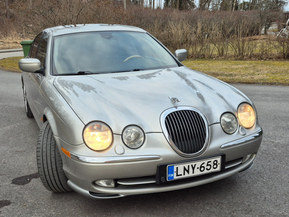 Jaguar S-Type