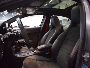 Mercedes-Benz A 45 AMG