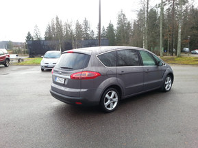 Ford S-MAX