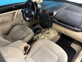 Volkswagen New Beetle