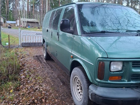 Chevrolet Express 2500