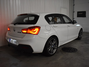 BMW M140i