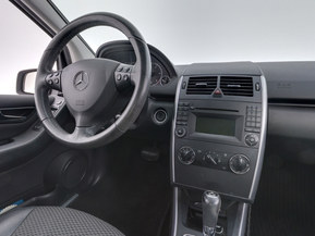 Mercedes-Benz A