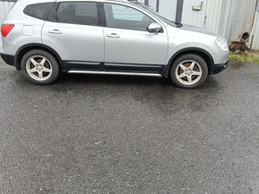 Nissan Qashqai+2
