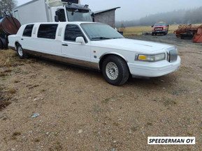 Lincoln Town Car