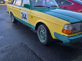 Volvo 240