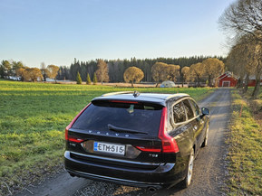 Volvo V90