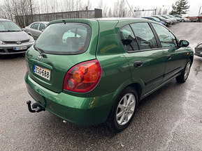 Nissan Almera
