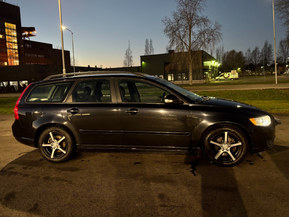 Volvo V50