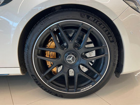 Mercedes-Benz E 63 AMG