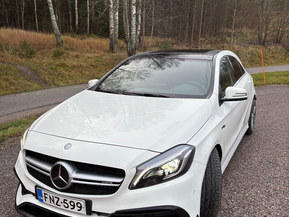 Mercedes-Benz A 45 AMG