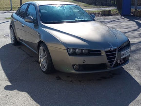 Alfa Romeo 159