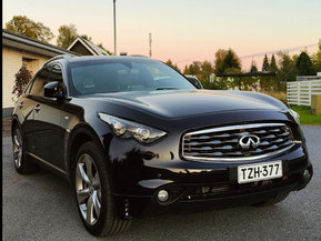 Infiniti FX30d