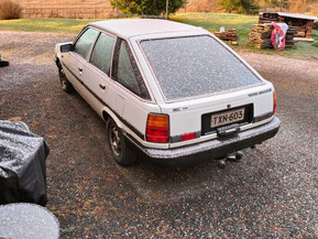 Toyota Carina II