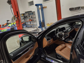 BMW 740
