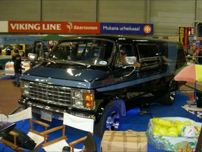 Dodge Ram B350