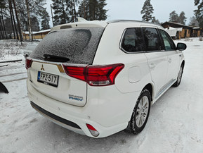 Mitsubishi Outlander PHEV