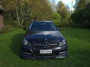 Mercedes-Benz 200