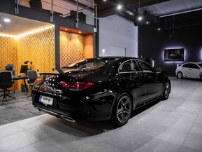 Mercedes-Benz CLS