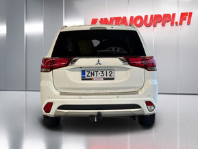 Mitsubishi Outlander PHEV