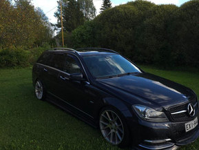 Mercedes-Benz 200